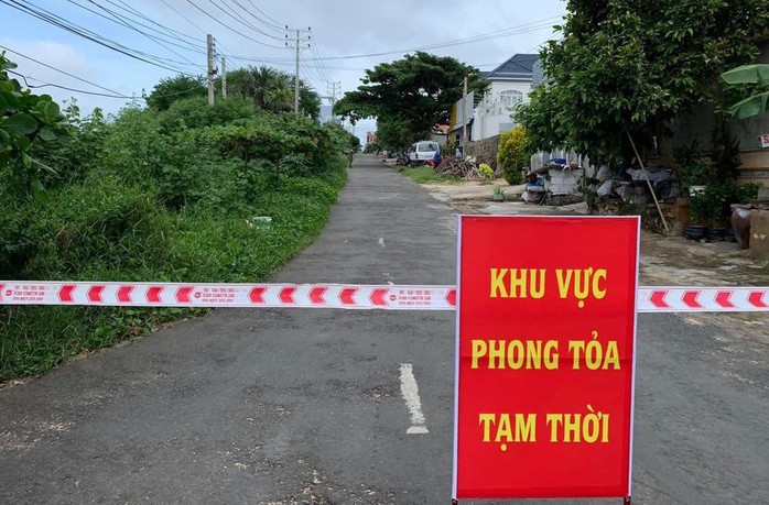 Bình Thuận chuyển trạng thái phòng chống dịch sang cấp độ 3 - Ảnh 1.