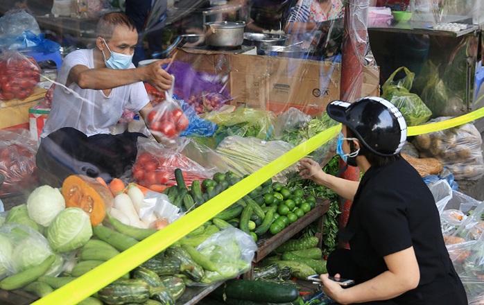 Hà Nội: Đặt mục tiêu 100% chợ bảo đảm an toàn thực phẩm - Ảnh 1.