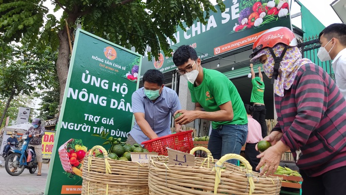 Mở chuỗi nông sản ủng hộ nông dân thay chiến dịch “giải cứu” - Ảnh 2.