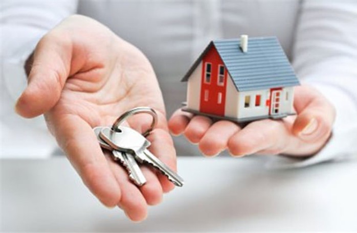 Bắt buộc mua bán nhà qua sàn: Ai được lợi ? - Ảnh 1. Bắt buộc mua bán nhà qua sàn: Ai được lợi ? - Ảnh 1.