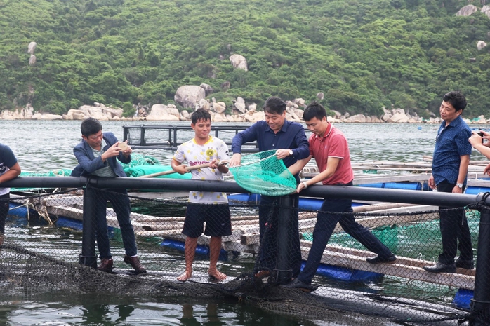 Phát triển kinh tế biển bằng công nghệ cao - Ảnh 1.