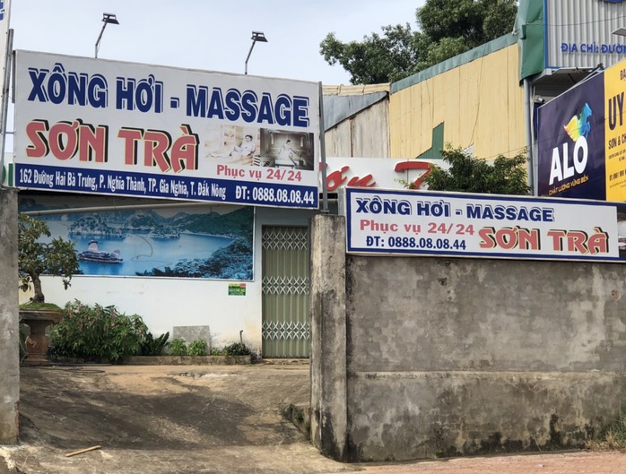 Triệt phá tụ điểm mại dâm tại quá massage giữa dịch bệnh Covid-19 - Ảnh 1.