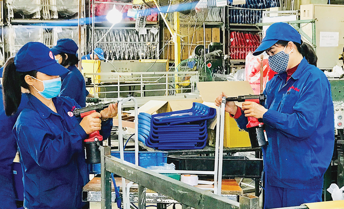 Hỗ trợ nền kinh tế: Cần bao nhiêu là đủ? - Ảnh 1. Hỗ trợ nền kinh tế: Cần bao nhiêu là đủ? - Ảnh 1.