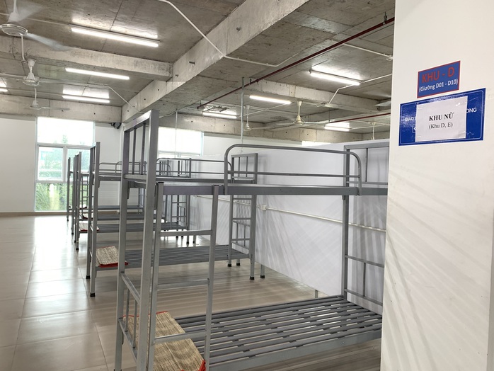 Phòng thể thao, thư viện đọc sách ngay trong khu cách ly F0 - Ảnh 3. Phòng thể thao, thư viện đọc sách ngay trong khu cách ly F0 - Ảnh 3.