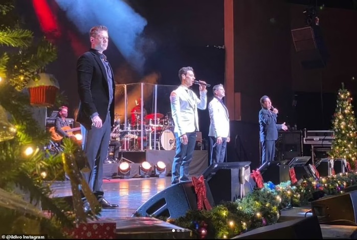 Danh ca Carlos Marin của IL Divo qua đời vì Covid-19 - Ảnh 3. Danh ca Carlos Marin của IL Divo qua đời vì Covid-19 - Ảnh 3.