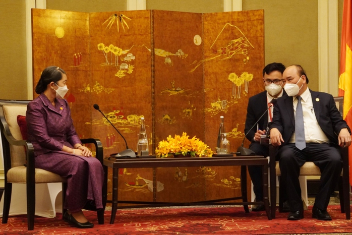 Chủ tịch nước gặp bà Mem Sam On, người bạn gần gũi của nhân dân Việt Nam - Ảnh 1.
