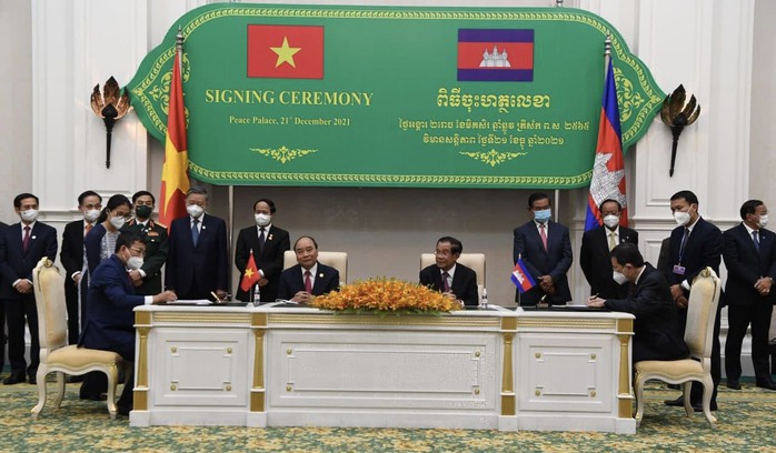Sớm hoàn thành quy hoạch tổng thể kết nối hai nền kinh tế Việt Nam - Campuchia - Ảnh 2.