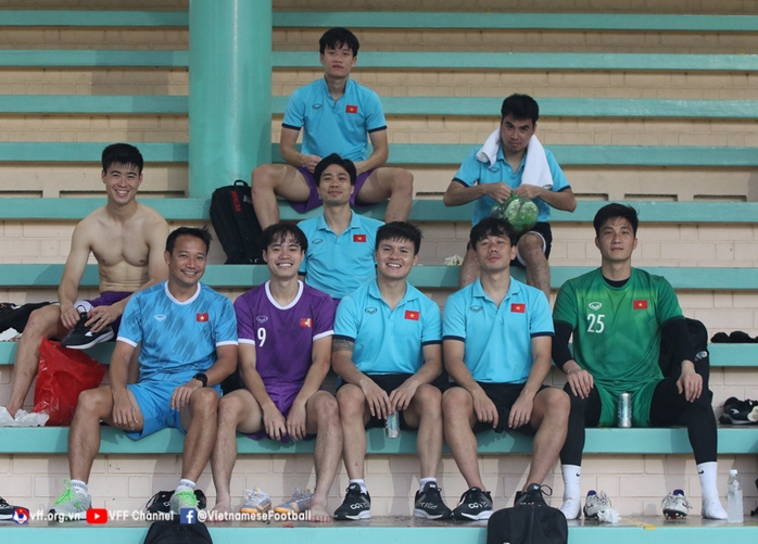 HLV Park Hang-seo mất 2 trung vệ thép trước trận gặp tuyển Thái Lan - Ảnh 3.