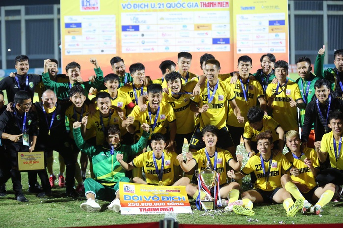 Vượt qua Hà Nội phút bù giờ, lứa đàn em Công Phượng lần đầu vô địch Giải U21 quốc gia 2021 - Ảnh 11.