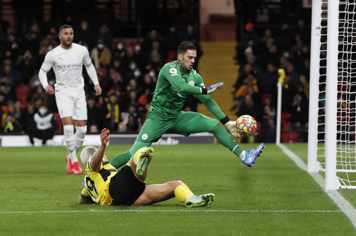 Sao Bồ tỏa sáng, Man City hạ Watford lên ngôi đầu Ngoại hạng - Ảnh 5.