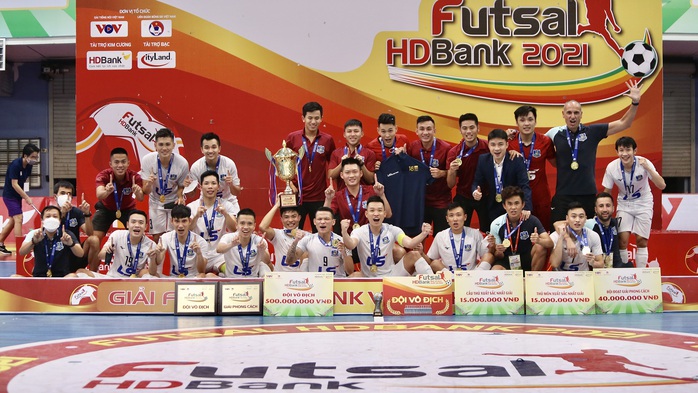 Thái Sơn Nam bảo vệ thành công ngôi vương Giải Fusal VĐQG 2021 - Ảnh 1.