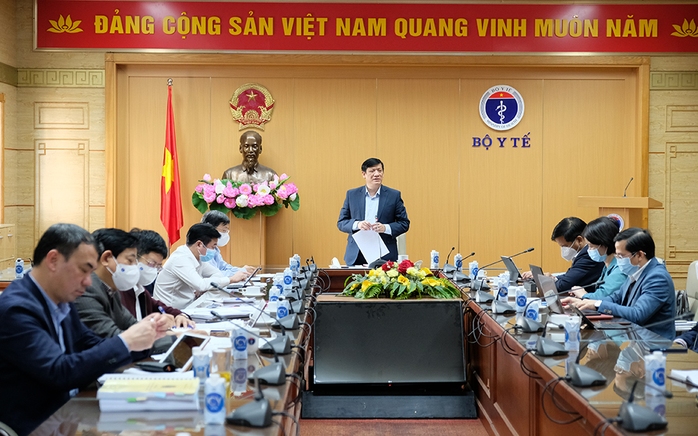 Bộ Y tế nhắc 5 địa phương tăng số mắc và tử vong về việc tiêm vắc-xin Covid-19 - Ảnh 1.