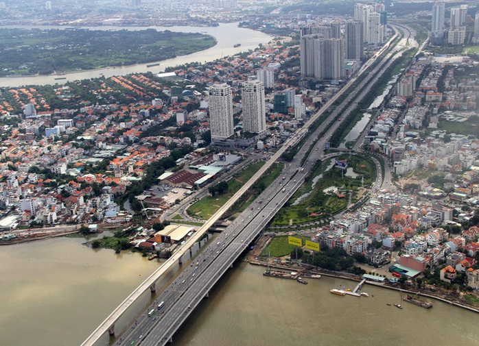 Metro số 1 lại vướng vốn, Chủ tịch Nguyễn Thành Phong ký công văn khẩn, nhờ Phó Thủ tướng tháo gỡ - Ảnh 1.