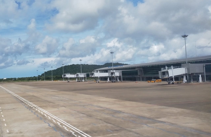Sân bay Phú Quốc kêu cứu vì bị người dân lấn chiếm đất khu vực đường cất/hạ cánh - Ảnh 1.