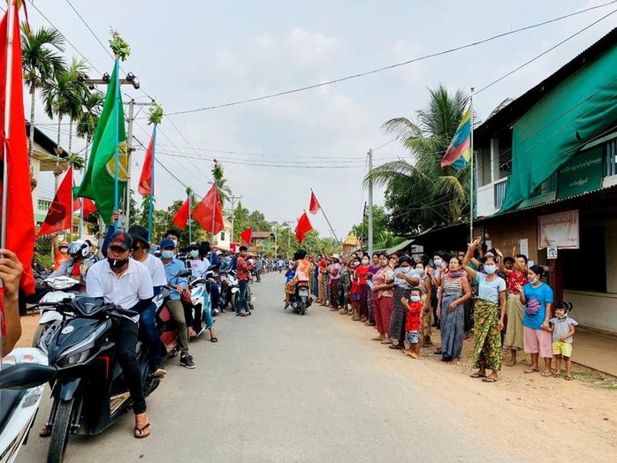 Quân đội Myanmar bị chỉ trích vì bắn chết người biểu tình trong ngày trọng đại - Ảnh 1.