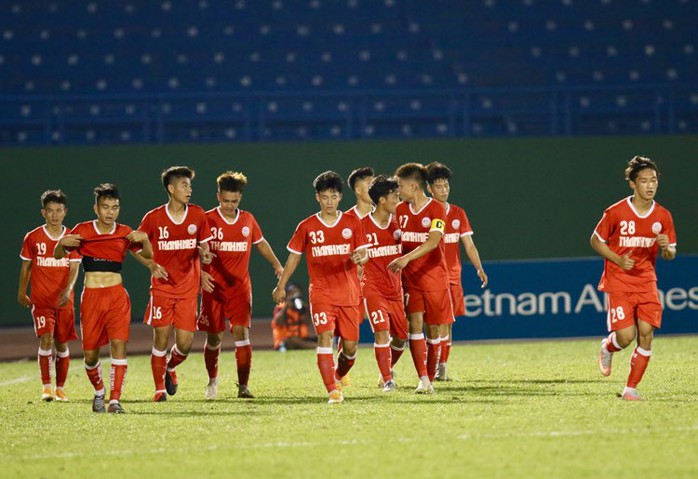 HLV Huỳnh Kesley chia sẻ sau thất bại trong lần đầu dự Giải U19 quốc gia - Ảnh 5.
