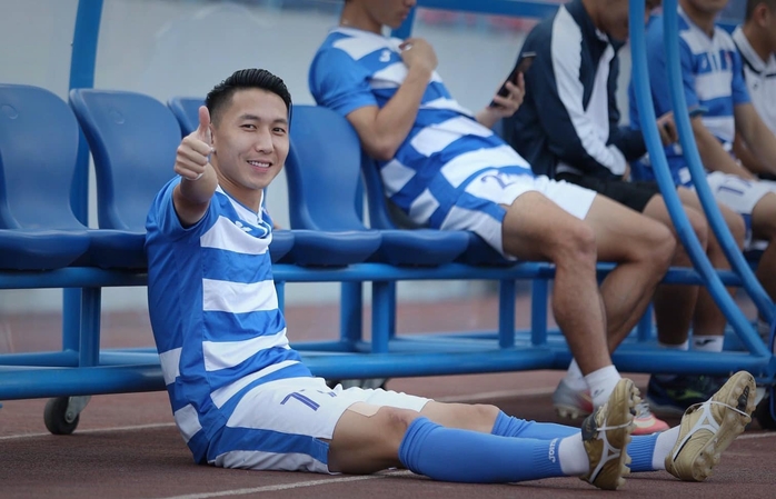 Cầu thủ Than Quảng Ninh chấp nhận lên Hà Nội vừa đá vừa chờ nhận lương, thưởng - Ảnh 2.