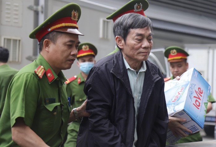 Nguyên chủ tịch Tổng công ty Thép Việt Nam bị đề nghị từ 6-7 năm tù - Ảnh 1.