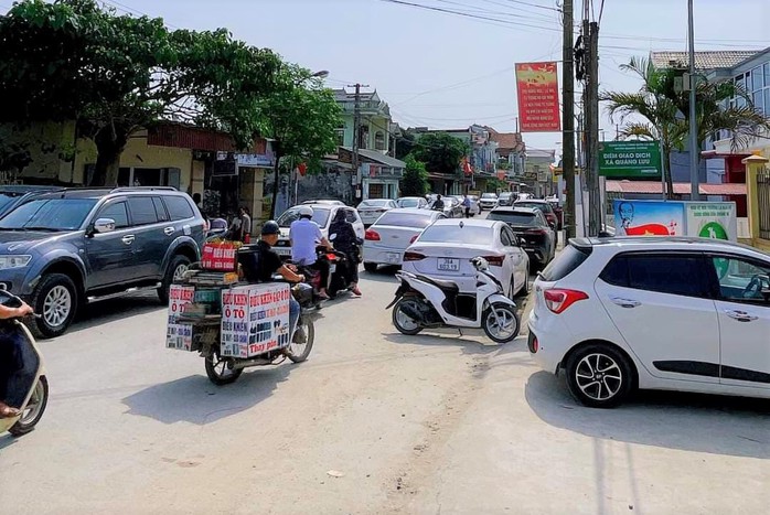 Sốt đất khắp nơi, Thanh Hóa ra văn bản chấn chỉnh - Ảnh 2.