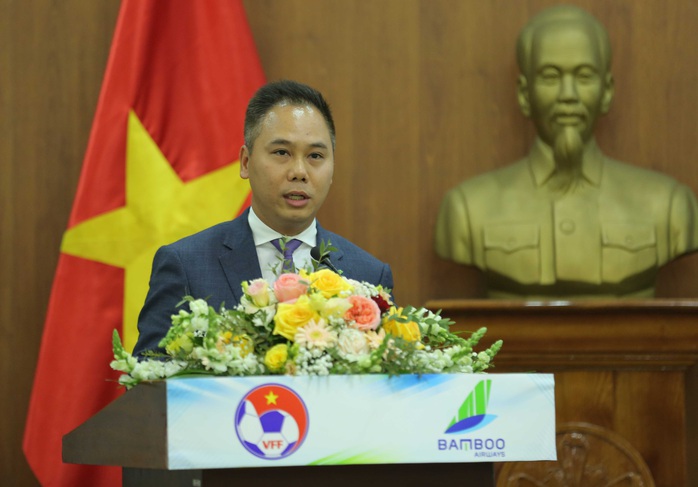 Các đội tuyển bóng đá Quốc gia Việt Nam có nhà tài trợ vận chuyển đường không - Ảnh 4.