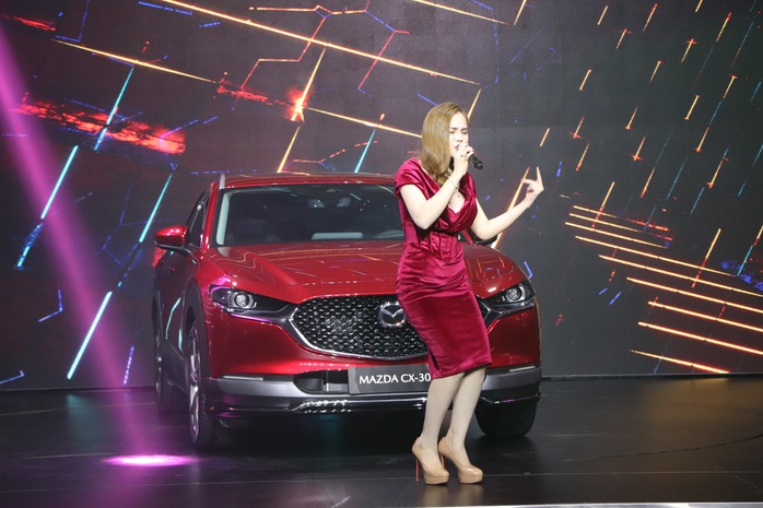 THACO ra mắt xe Mazda CX-30 thế hệ mới đẳng cấp, giá 839 triệu đồng - Ảnh 2.