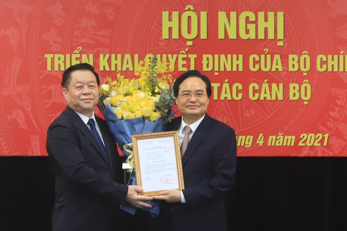 Nguyên Bộ trưởng Phùng Xuân Nhạ làm Phó Trưởng Ban Tuyên giáo Trung ương - Ảnh 1.