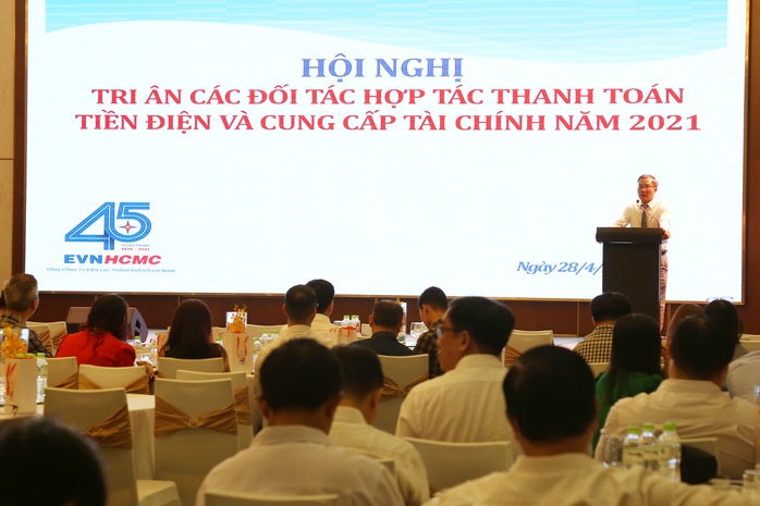 67% hóa đơn tiền điện tại TP HCM  được thanh toán qua ví điện tử - Ảnh 1.