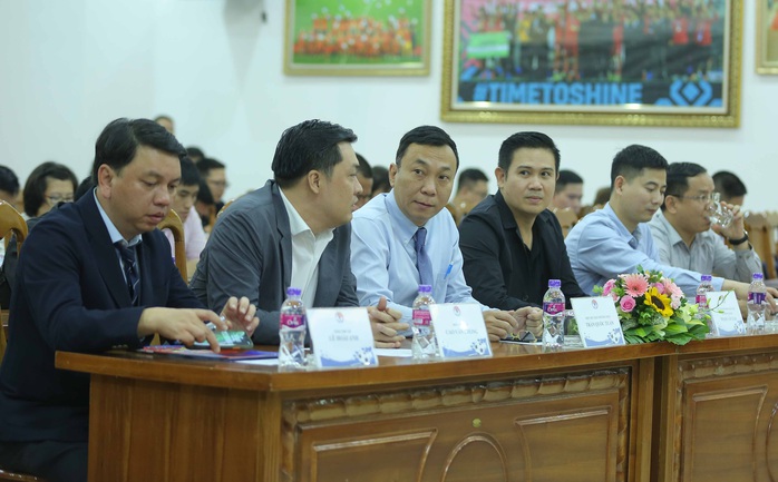 Asanzo của ông Phạm Văn Tam tài trợ chính Giải bóng đá hạng Nhì Quốc gia 2021 - Ảnh 5.