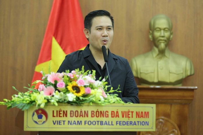 Asanzo của ông Phạm Văn Tam tài trợ chính Giải bóng đá hạng Nhì Quốc gia 2021 - Ảnh 6.