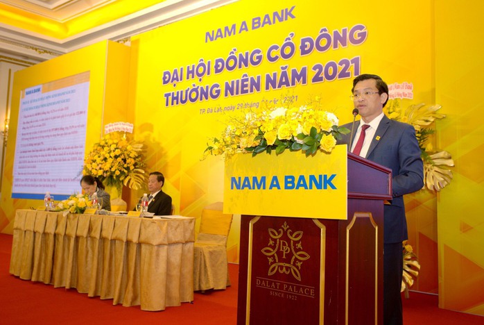 Nam A Bank chia cổ tức gần 15% bằng cổ phiếu, sớm chuyển sàn lên HoSE - Ảnh 1.