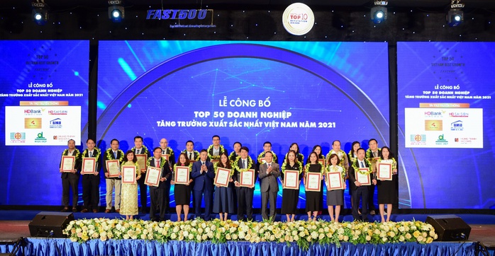 SCB vào top 50 doanh nghiệp tăng trưởng xuất sắc nhất Việt Nam năm 2021 - Ảnh 2. SCB vào top 50 doanh nghiệp tăng trưởng xuất sắc nhất Việt Nam năm 2021 - Ảnh 2.