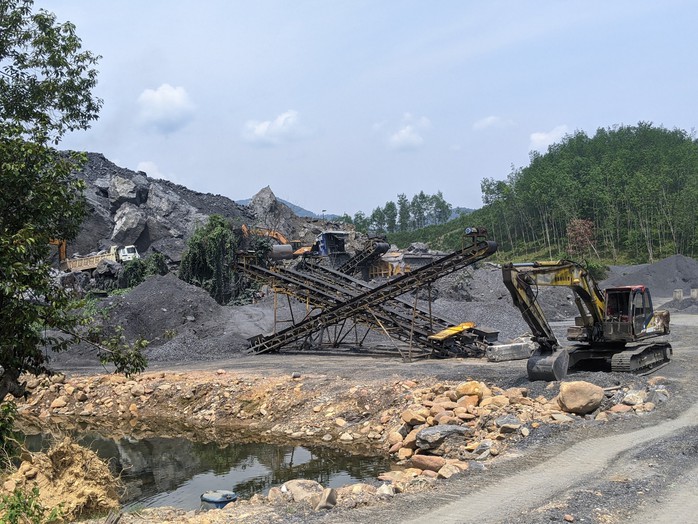 Mỏ đá chây ì lệnh đóng cửa - Ảnh 3.