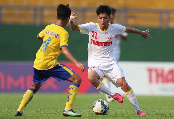 Lứa đàn em Công Phượng toàn thắng vòng bảng VCK U19 quốc gia 2021 - Ảnh 2.