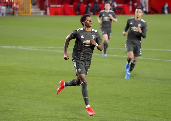 Hạ đẹp chủ nhà Granada, Man United chờ vé bán kết Europa League - Ảnh 6.