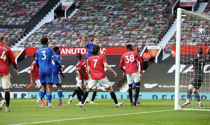 Thua Leicester sân nhà, Man United dâng chức vô địch cho Man City - Ảnh 6.