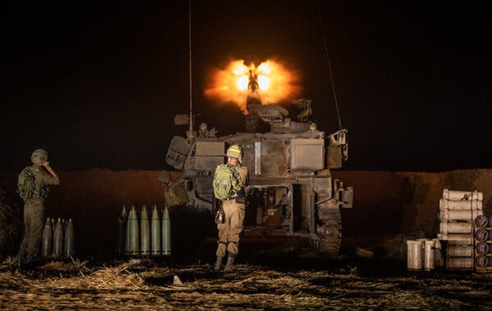 Bộ binh Israel bắt đầu tấn công Gaza, căng thẳng leo thang - Ảnh 1.