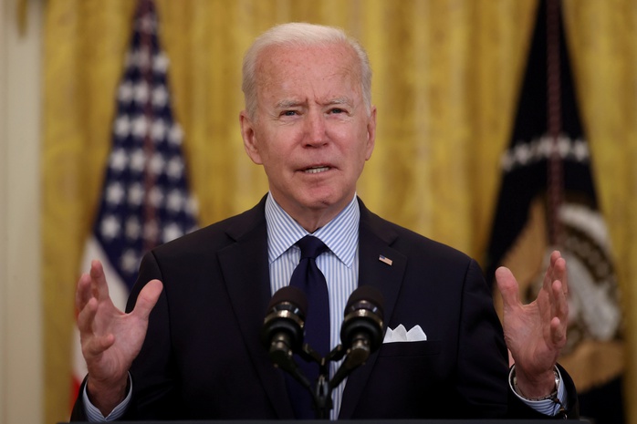 Tổng thống Biden trảm hàng loạt sắc lệnh của ông Trump - Ảnh 1.