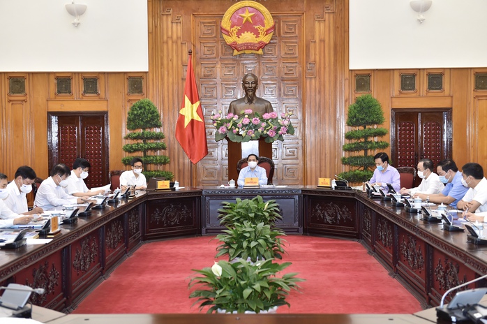 Thủ tướng Phạm Minh Chính làm việc với Bộ Y tế - Ảnh 1.