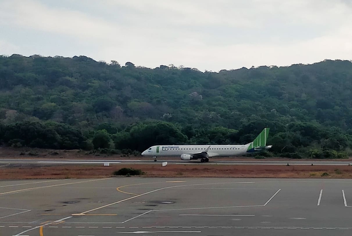 Bamboo Airways muốn mở đường bay đến Điện Biên bằng máy bay Embraer - Ảnh 1.