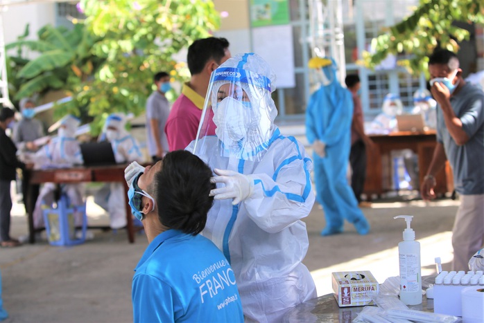 Đà Nẵng nói về chuyên gia Trung Quốc từng lưu trú tại đây dương tính với Covid-19 khi về nước - Ảnh 1.