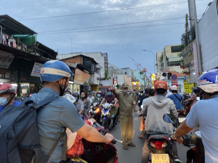 Thà chậm vài phút... - Ảnh 1.