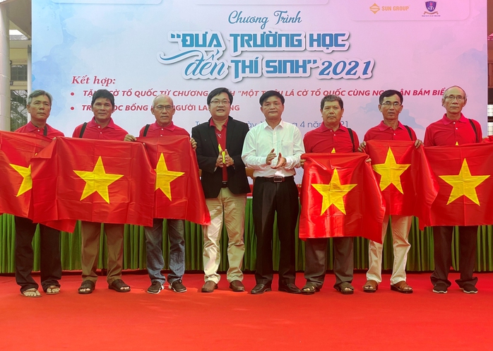 Hành trình 2 năm khơi dậy lòng yêu nước - Ảnh 1. Hành trình 2 năm khơi dậy lòng yêu nước - Ảnh 1.