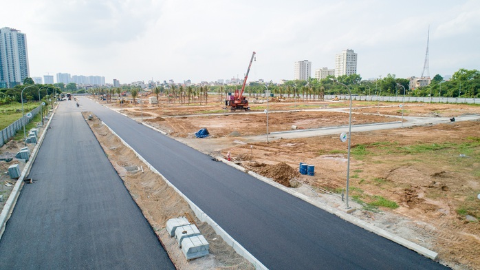 FLC Premier Parc đẩy mạnh thi công hoàn thiện hạ tầng khu đô thị - Ảnh 3. FLC Premier Parc đẩy mạnh thi công hoàn thiện hạ tầng khu đô thị - Ảnh 3.