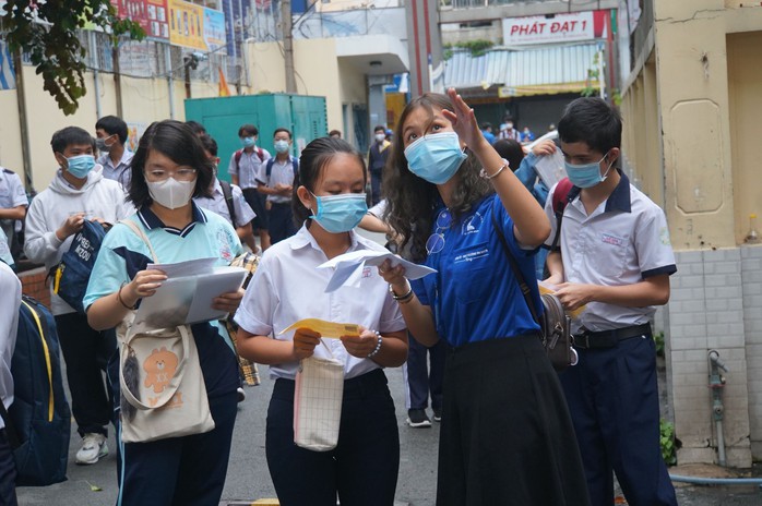 TP HCM: Bổ sung dữ liệu điểm lớp 9, chuẩn bị quyết phương án tuyển sinh lớp 10 - Ảnh 1.