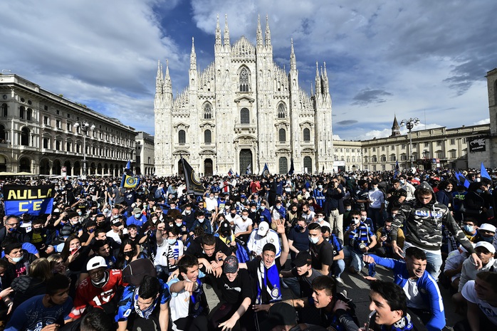 Sau 11 năm, HLV Conte đưa Inter Milan vô địch Serie A - Ảnh 2.
