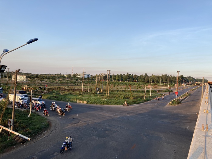 Người dân ùn ùn rời Đà Lạt, giao thông Đồng Nai khá đông nhưng không kẹt xe - Ảnh 6.
