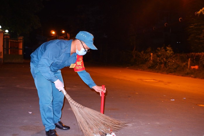 TP HCM: Hàng chục bệnh viện trắng đêm lấy mẫu xét nghiệm cho 24.000 người ở Gò Vấp - Ảnh 9.