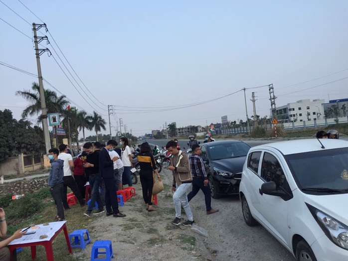 Cò mồi gây sốt đất có phải môi giới tại các sàn bất động sản? - Ảnh 2. Cò mồi gây sốt đất có phải môi giới tại các sàn bất động sản? - Ảnh 2.