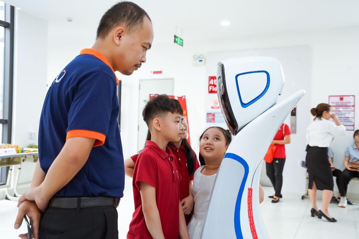 Nỗ lực trang bị nền tảng công nghệ số trong giáo dục của Sunshine Maple Bear - Ảnh 3. Nỗ lực trang bị nền tảng công nghệ số trong giáo dục của Sunshine Maple Bear - Ảnh 3.