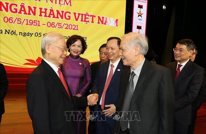 Tổng Bí thư Nguyễn Phú Trọng: Ngành ngân hàng là huyết mạch của nền kinh tế - Ảnh 2.